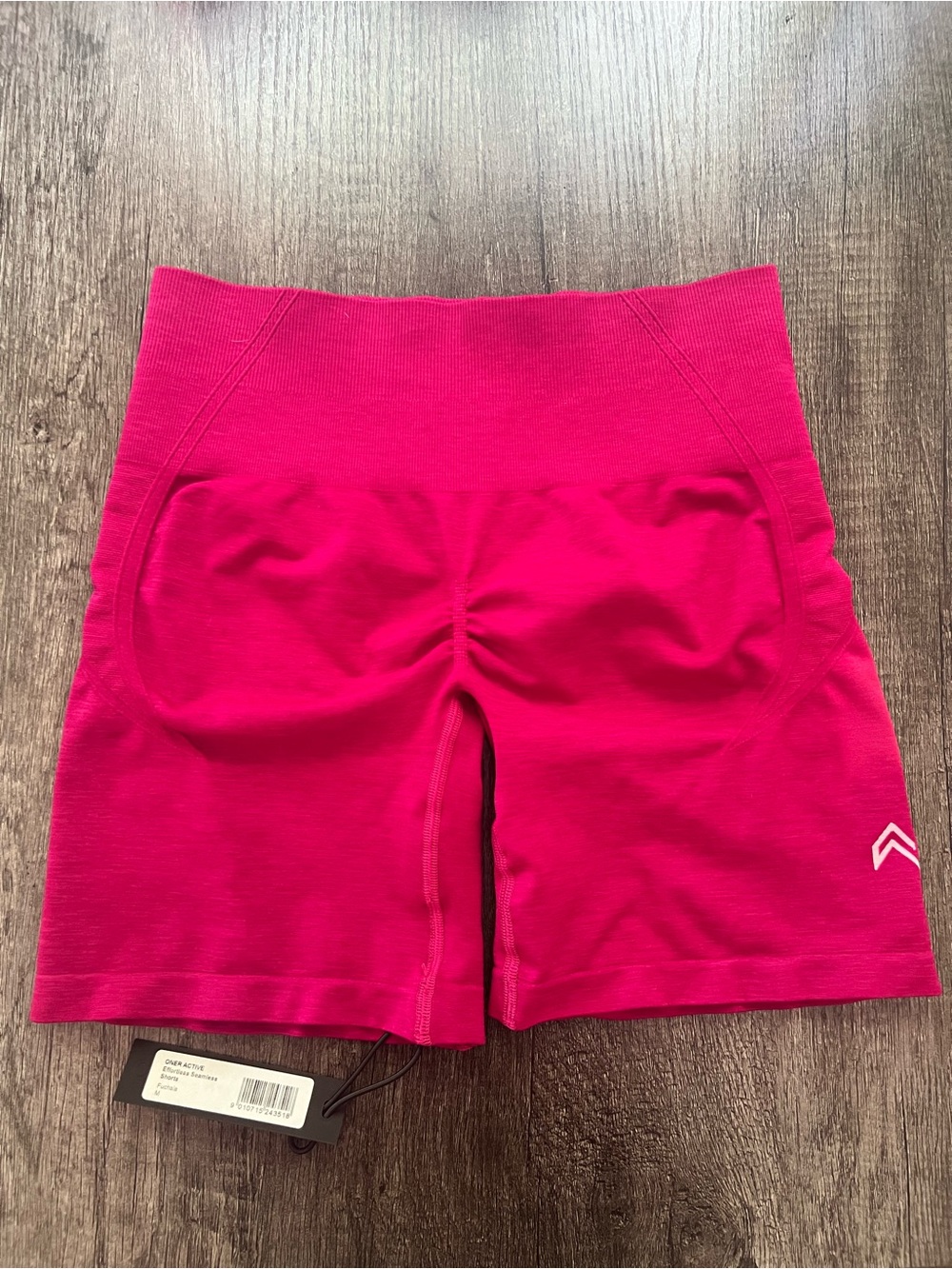 Effortless Seamless shorts - Fuchsia - Picture 2 of 6